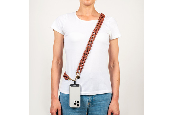 ZANAÉ Phone Necklace Maple Syrup 18315 Indian Summer red