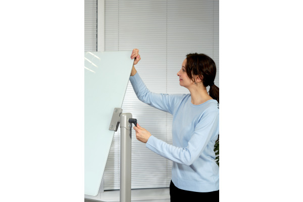 NOBO Diamond Glass Whiteboard 1903943 weiss, mobil 900x1200mm