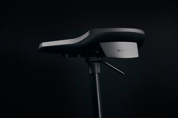 AERIS Stehhocker Muvman Industry 321STBKIN schwarz