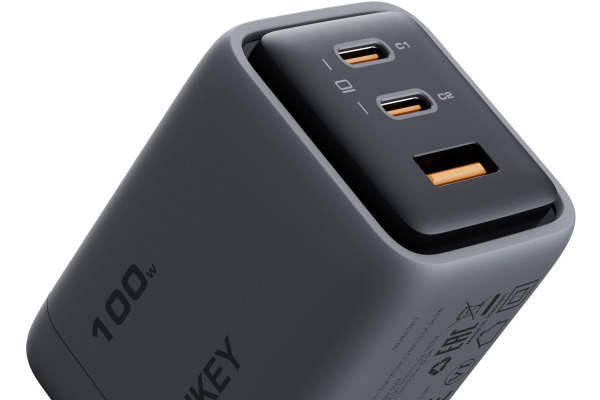 AUKEY Comet Mix 100W GaN 3-Port PD PA-C5 Bu Cable Bundle