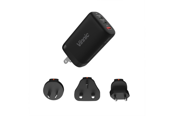 VINNIC Trivor 4-in-1 VPTK4IGTK Global Travel Kit, Black