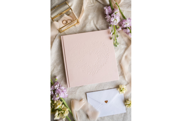 PARTYDECO Gästebuch 20.5x20.5cm KWAP48081 hellrosa 44 Seiten